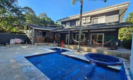 Casa com 4 dormitórios à venda, 357 m² por R$ 2.580.000,00 - Granja Viana - Carapicuíba/SP