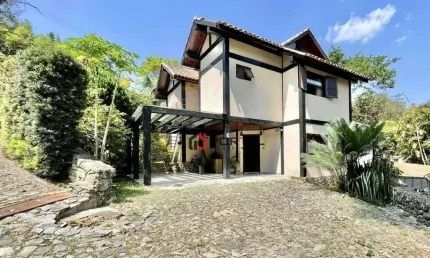 Casa com 3 dormitórios à venda, 183 m² por r$ 1.280.000 - granja viana - carapicuíba/sp