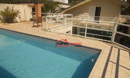 Casa com 3 dormitórios para alugar, 320 m² por R$ 9.090,00/mês - Granja Viana - Cotia/SP