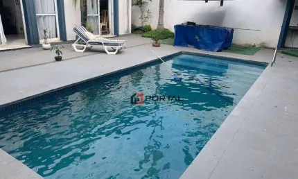 Casa com 4 dormitórios para alugar, 340 m² por R$ 9.450,09/mês - Granja Viana - Cotia/SP