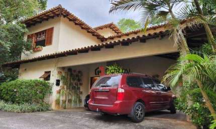 Casa com 3 dormitórios, 185 m² - venda por R$ 1.430.000,00 ou aluguel por R$ 8.792,00/mês - Granja Viana - Carapicuíba/SP