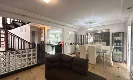 Casa com 4 dormitórios à venda, 230 m² por R$ 958.000 - Granja Viana - Cotia/SP