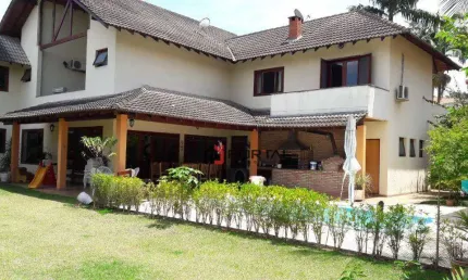 Casa com 4 dormitórios à venda, 600 m² por R$ 2.250.000,00 - Granja Viana - Jandira/SP