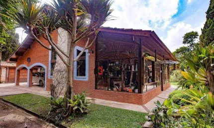 Casa com 4 dormitórios à venda, 550 m² por R$ 4.000.000,00 - Granja Viana - Carapicuíba/SP