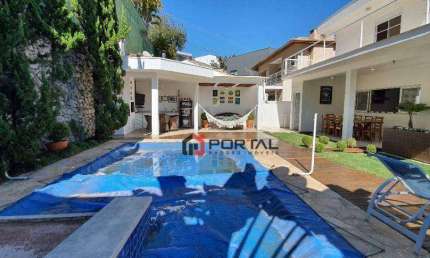Casa com 4 dormitórios à venda, 373 m² por R$ 2.400.000,00 - Granja Viana - Carapicuíba/SP