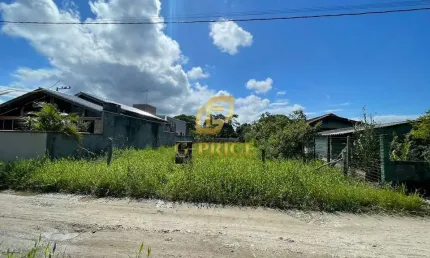 Lindo terreno Pronto para construir Apenas 350mts do Mar