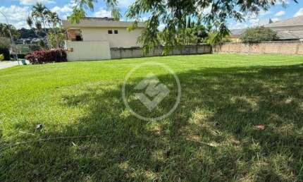 Terreno de esquina no Jardins Milão. codigo: 114885