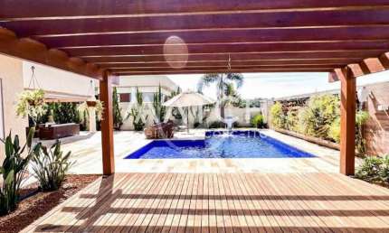 Perfeita Casa no Condomínio Jardins Milão com Piscina codigo: 89546