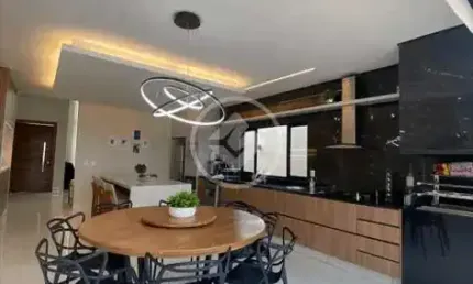 LINDA CASA COM UMA BELA VISTA PARA GOIANIA codigo: 25491