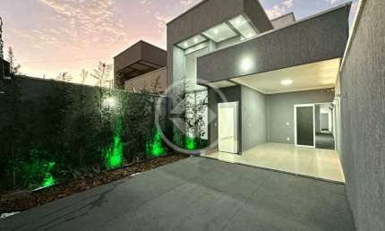 CASA COM 3 Q (1 SUÍTE) COM SISTEMA DE AUTOMAÇÃO/SEGURANÇA DIRETO NO CELULAR NO RESIDENCIAL CANADÁ codigo: 28176