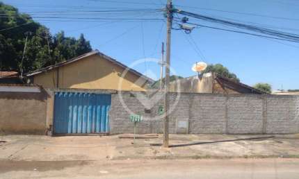 Excelente Casa no Setor Garavelo Park em Aparecida de Goiânia codigo: 73350