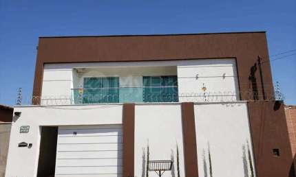 Casa com 5 quartos à venda na Rua 30, 01, Linda Vista, Goianira