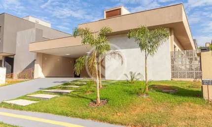 CASA TÉRREA 4 SUITES PORTAL DO SOL GARDEN codigo: 123276