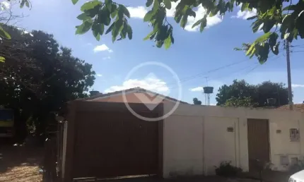 Terreno à venda na Rua 5 A, s/n, Setor Garavelo, Aparecida de Goiânia