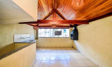 Casa com 2 quartos à venda na Rua Professor Gerardo Marini, Grajaú, Juiz de Fora