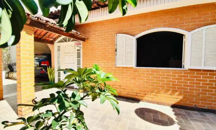 Casa com 3 quartos à venda na Rua Padre Vieira, São Mateus, Juiz de Fora