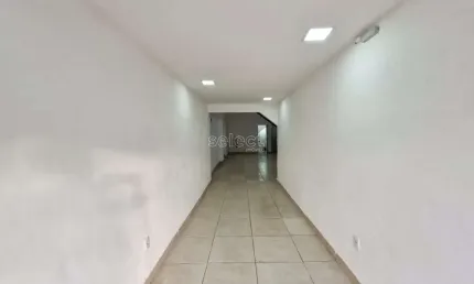 Ponto comercial para alugar na Rua Benjamin Constant, Centro, Juiz de Fora