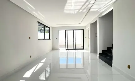 Casa em condomínio fechado com 3 quartos à venda na Rua Florianópolis, Nova Califórnia, Juiz de Fora