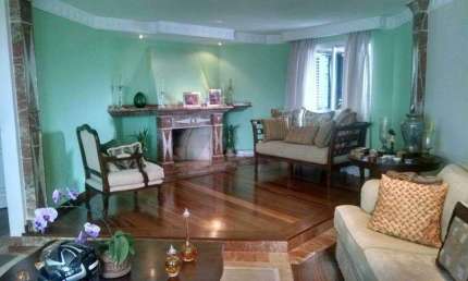 Apartamento Alto Padrão 350 m² 4 dorms. 4 suites 3 vagas elevador direto na sua