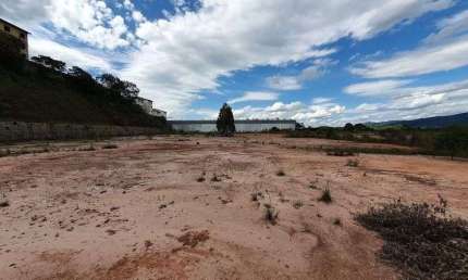 Terreno comercial para alugar na Rua Desiderio Serafim, Terra Preta, Mairiporã