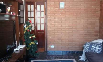 Casa com 3 quartos à venda na Rua Emílio Marcondes Ribas, 7, Vila Áurea, Poá