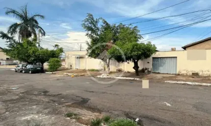 Terreno à venda na Rua dos Fluminenses, S/N, Jardim Balneário Meia Ponte, Goiânia