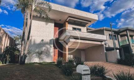 Casa com 4 quartos à venda na Rua Madri 20, 00, Jardins Madri, Goiânia
