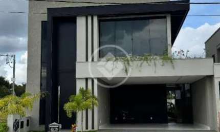 Casa á no condominio horizontal no Jardins Sevilha codigo: 124138