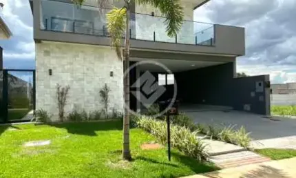 Casa Alto Padrão - Aparecida de Goiânia codigo: 67484