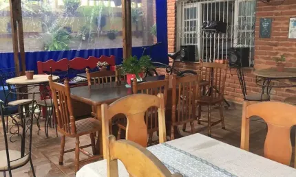 VENDE-SE CASA + COMÉRCIO EM PRAIA GRANDE/SP – BALNEÁRIO FLÓRIDA