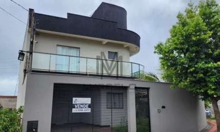 Casa com 4 quartos à venda no Jardim Planalto, Londrina 