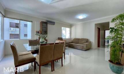 Apartamento com 2 dormitórios à venda, 94 m² por R$ 1.099.000,00 - Centro - Florianópolis/SC