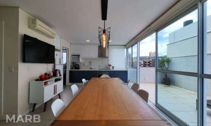 Cobertura com 3 dormitórios à venda, 149 m² por R$ 1.950.000,00 - Centro - Florianópolis/SC