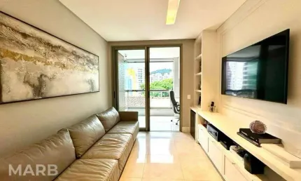 Apartamento com 2 dormitórios à venda, 74 m² por R$ 1.750.000,00 - Centro - Florianópolis/SC