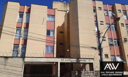 Apartamento com 2 dormitórios à venda, 60 m² por R$ 215.000,00 - Manoel Honório - Juiz de Fora/MG