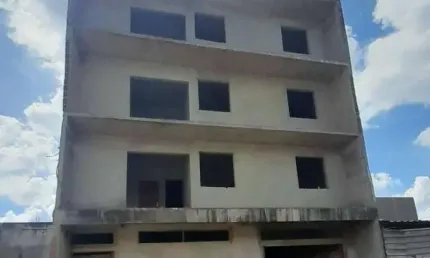 Apartamento com 2 dormitórios à venda, 70 m² por R$ 195.000,00 - Previdenciários - Juiz de Fora/MG