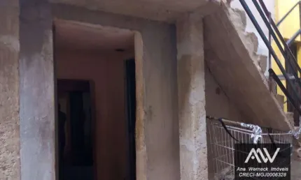 Casa com 1 dormitório à venda, 40 m² por R$ 40.000 -DE ENTRADA- Costa Carvalho - Juiz de Fora/MG