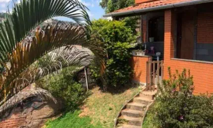 Casa com 9 dormitórios à venda, 400 m² por R$ 250.000,00 - Progresso - Juiz de Fora/MG