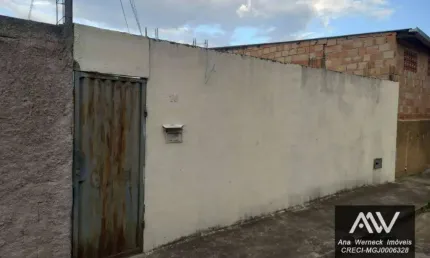 Casa com 2 quartos à venda na Rua Carlos Alberto Querino, Vila Esperança II, Juiz de Fora