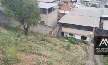Casa com 3 dormitórios à venda, 85 m² por R$ 150.000,00 - Nova Era - Juiz de Fora/MG