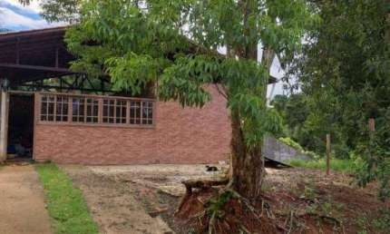 Chácara com 2 quartos, 3.000 m², à venda por R$ 260.000-BR 040 Juiz De Fora Mg