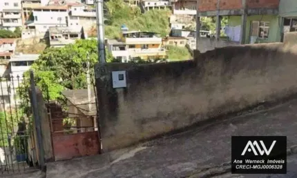 Casa com 2 dormitórios à venda, 100 m² por R$ 100.000,00 - Progresso - Juiz de Fora/MG