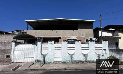 EXCELENTE CASA NO BAIRRO SÃO JUDAS TADEU , JUIZ DE FORA/MG - À VENDA POR R$ 380.000,00. COM  300m² - 04 DORMITÓRIOS.