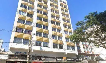 Apartamento com 2 dormitórios à venda, 70 m² por R$ 215.000,00 - Centro - Juiz de Fora/MG