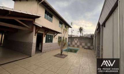 Casa com 4 dormitórios à venda, 400 m² por R$ 640.000,00 - Parque Guarua - Juiz de Fora/MG