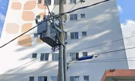 Apartamento com 2 dormitórios à venda, 50 m² por R$ 140.000 - Previdenciários - Juiz de Fora/MG