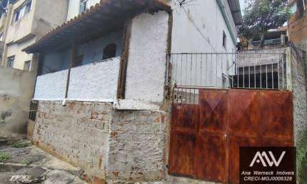 Casa com 2 dormitórios à venda, 90 m² por R$ 150.000,00 - Vila Ideal - Juiz de Fora/MG
