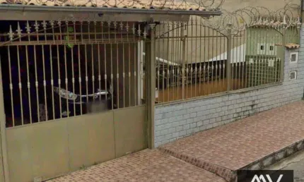 Casa com 3 dormitórios à venda, 250 m² por r$ 370.000 - bonsucesso - juiz de fora/mg