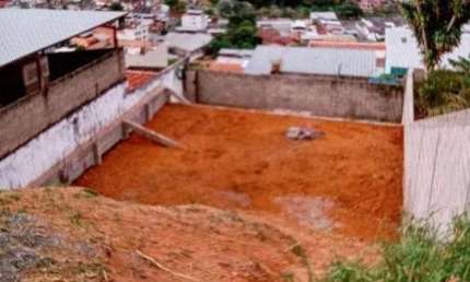 Terreno à venda, 280 m² por R$ 65.000 - Vila Ideal - Juiz de Fora/MG