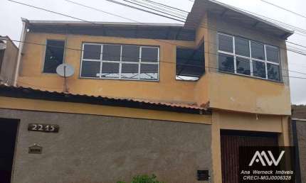 Casa com 3 dormitórios à venda, 110 m² por R$ 160.000 -DE ENTRADA Grama - Juiz de Fora/MG